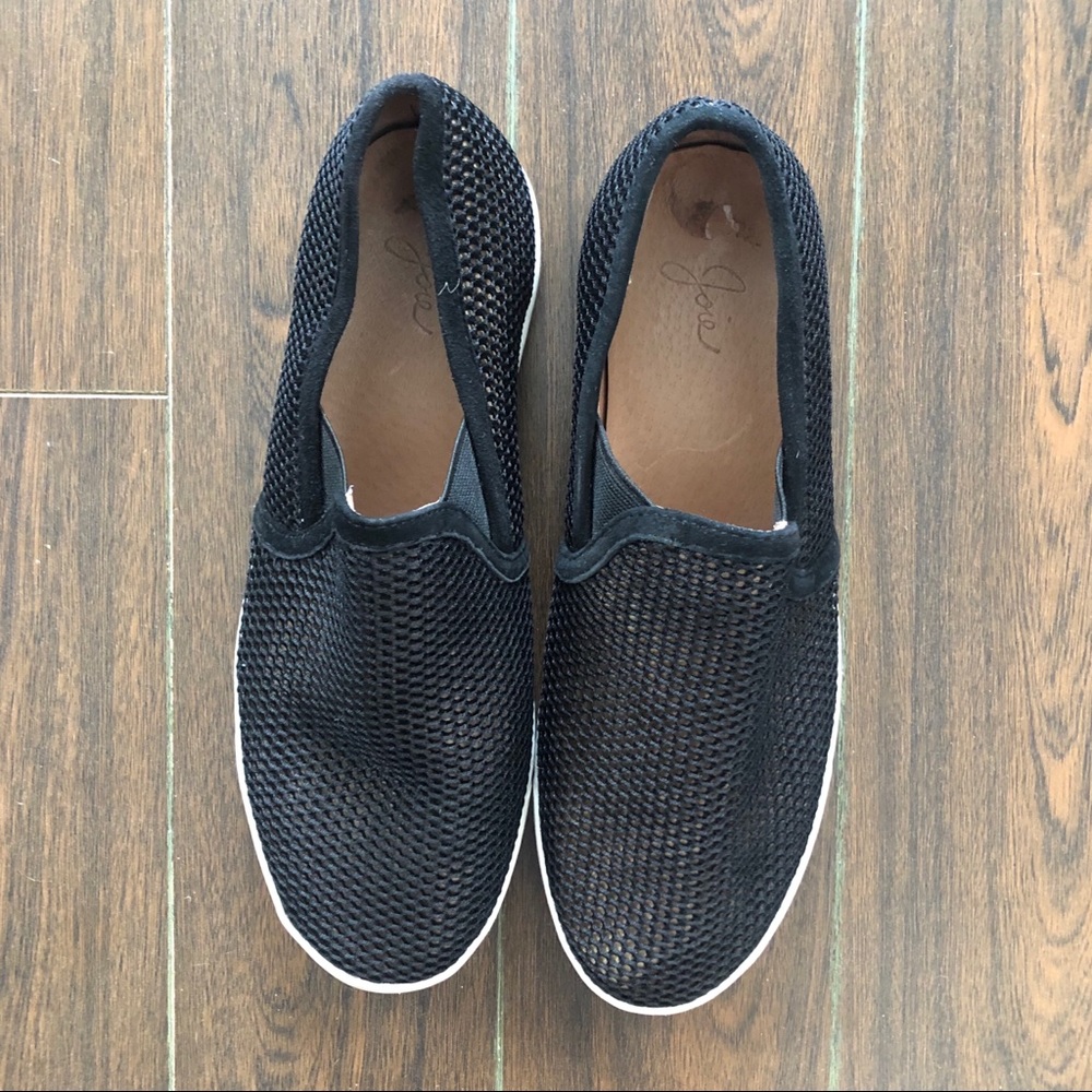 Joie flats